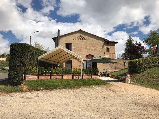 Ristorante Bar La Fonte Dei Tufi