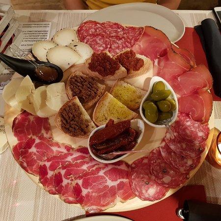 Wine Bar Grotta del Brunello