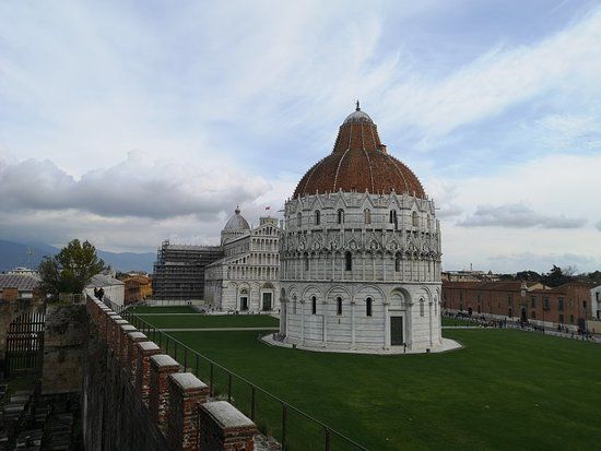 Mura e Porta del Parlascio