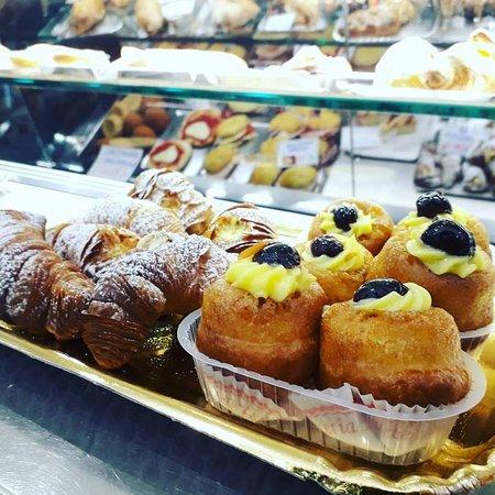 Caffe del Teatro Pasticceria Napoletana