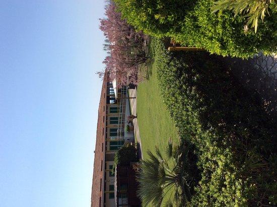 Lido Beach & Restaurant