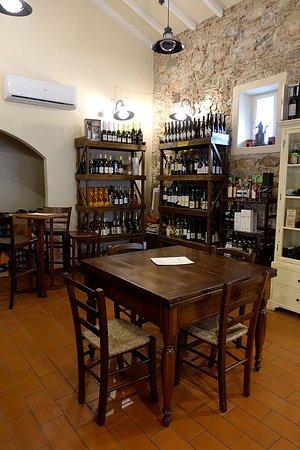 Enoteca Bar L'Angolo