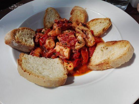 Pineta restaurant bar