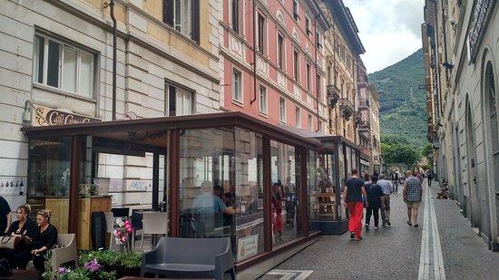 Caffè Crema Carrara