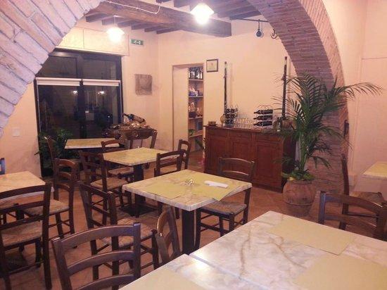 Il PORCELLINO ALIMENTARI BAR PICCOLA OSTERIA