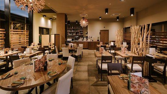 Nima Sushi & Uramakeria